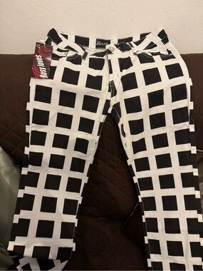 Women's Black & White Grid Print Jeans